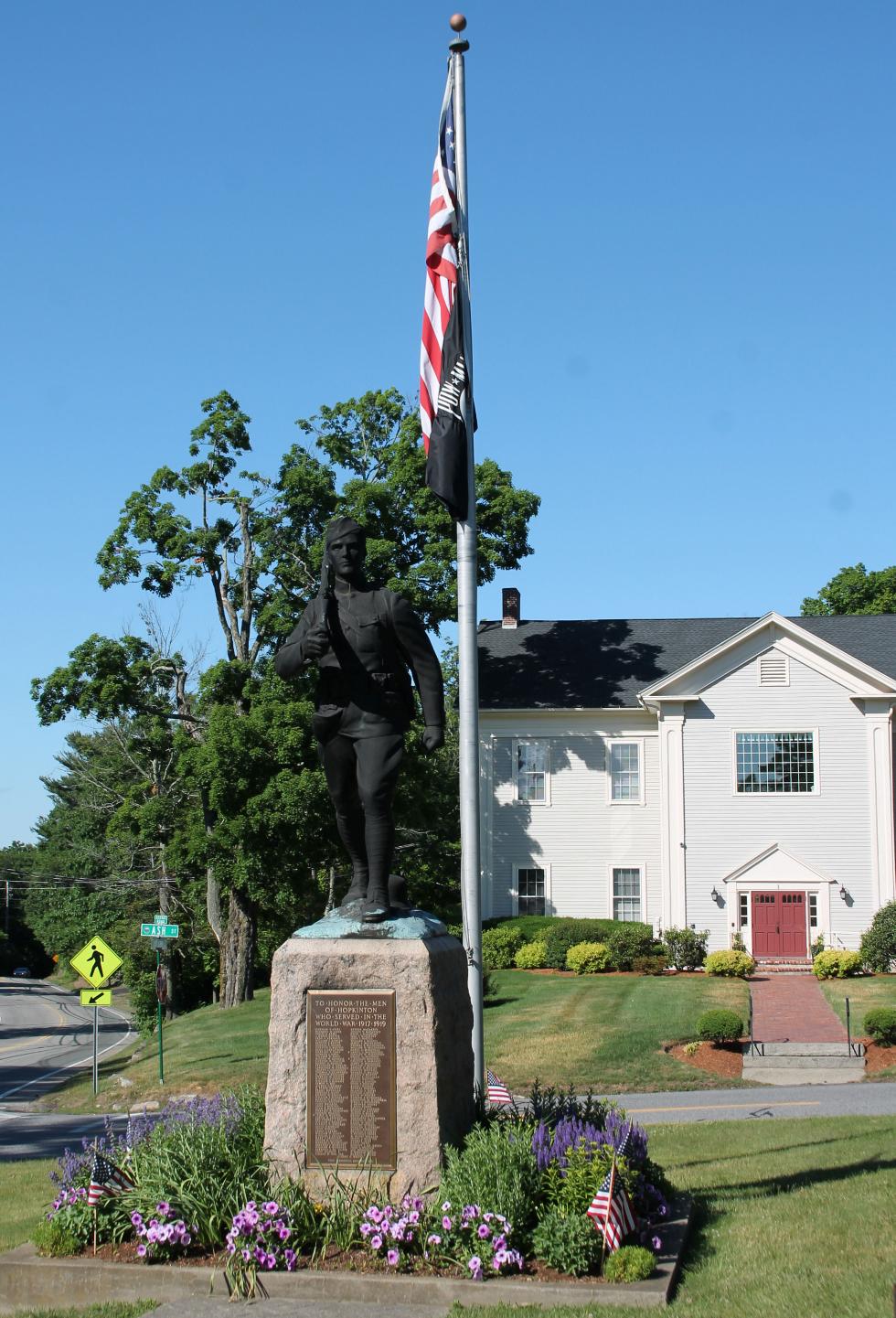 Veterans Memorials in Hopkinton Massachusetts